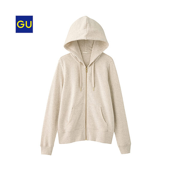 Guのレディースパーカーコーデ特集 定番の最強アイテムをゲットして着こなそう Lamire ラミレ