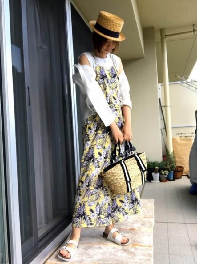 ボタニカル柄ワンピース特集 流行りの上品コーデを完成させよう Lamire ラミレ