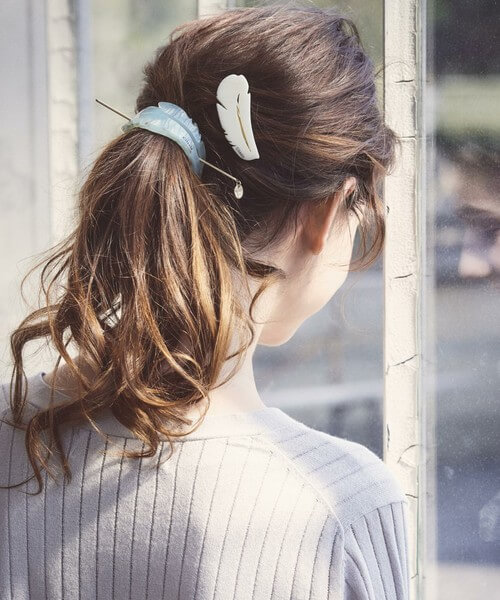 ヘアアクセの新定番 マジェステ 知ってる 使い方やアレンジ伝授 Lamire ラミレ