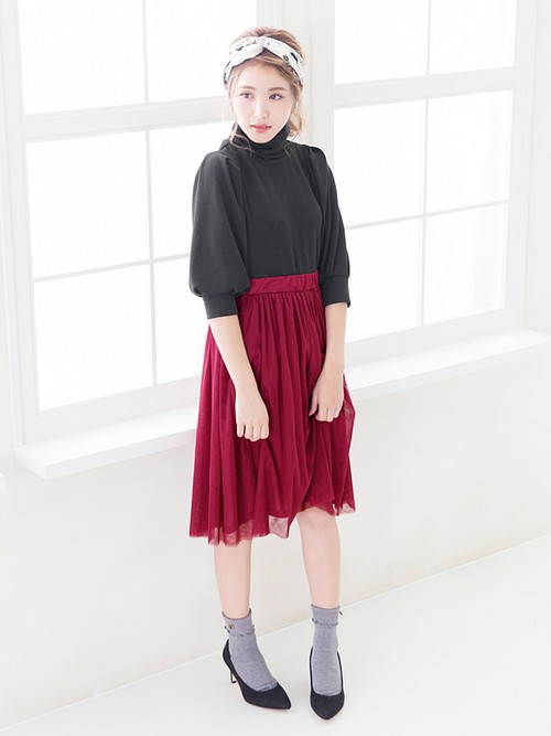 ボルドーを使ったおしゃれコーデを伝授 秋に合う大人女子の着こなし Lamire ラミレ