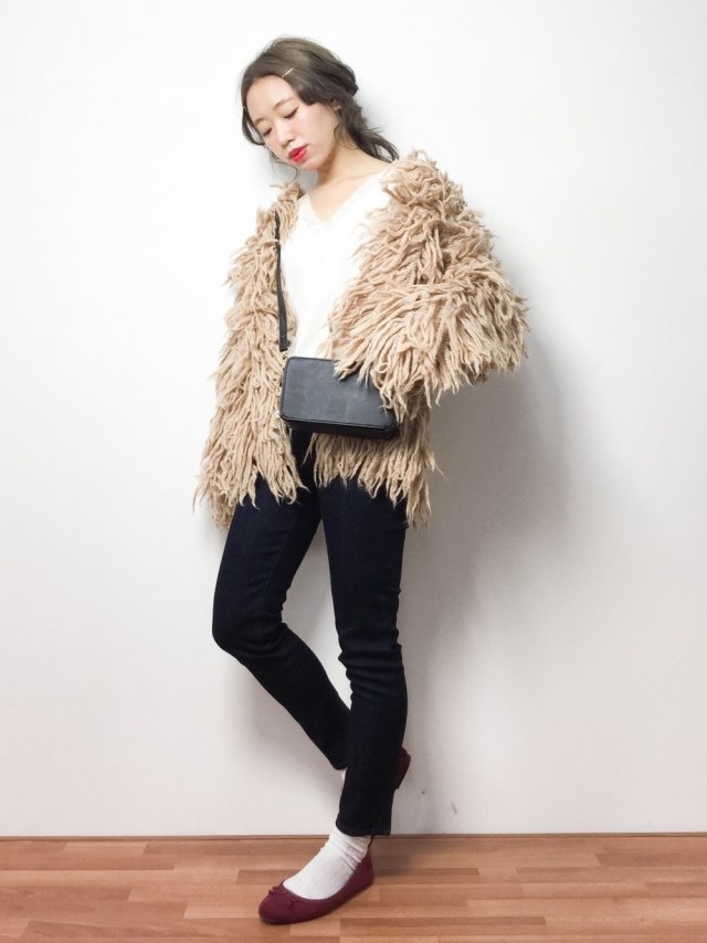 クリスマスは何を着よう デートや女子会などシチュエーション別コーデ Lamire ラミレ クリスマスは何を着よう デートや女子会などシチュエーション別コーデ Lamire ラミレ