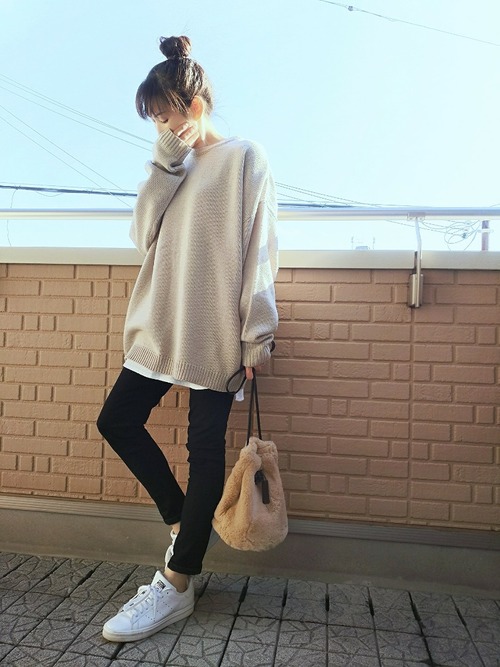 絶対外さないベージュに合う色って 冬コーデがおしゃれになる5つのカラーとは Lamire ラミレ