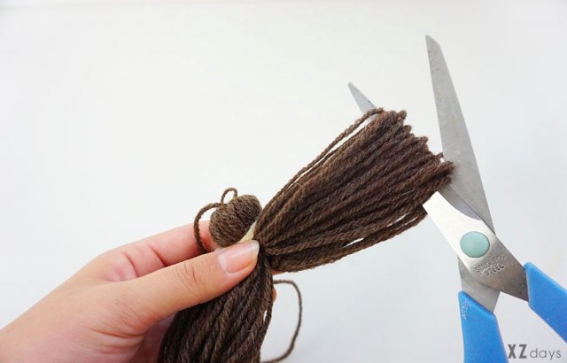 ホムパの飾り付けにも活躍 毛糸を使ったふんわりガーランドを作ってみない Lamire ラミレ