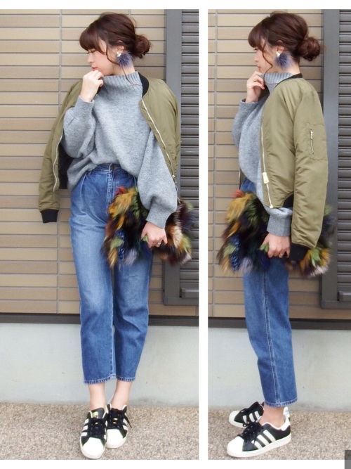 Ma 1 ニットなら暖かいのに軽やか 色別のおしゃれな秋冬コーデ集めました Lamire ラミレ