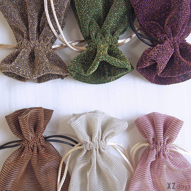 たったの80円 Latticeの巾着ポーチが安い かわいい 使えるの三拍子 Lamire ラミレ