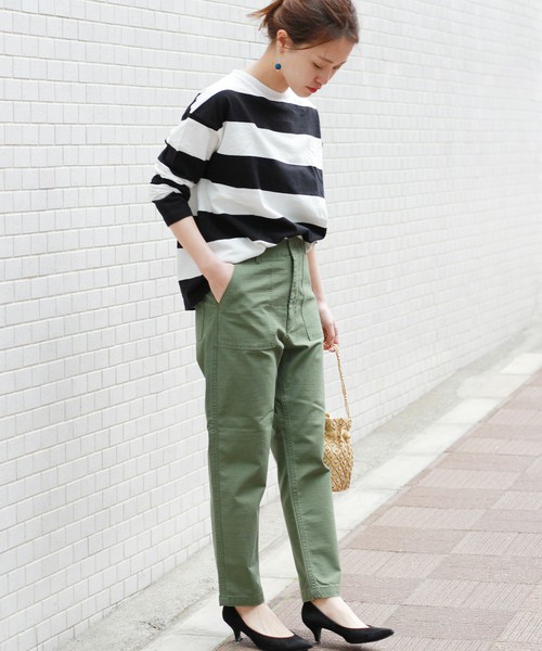 チノパンよりキテる ベイカーパンツが春のカジュアルコーデに重宝しそう Lamire ラミレ