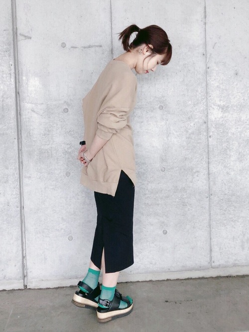 年春の足元事情は グッとこなれる 靴下コーデ術 を身につけよう Lamire ラミレ