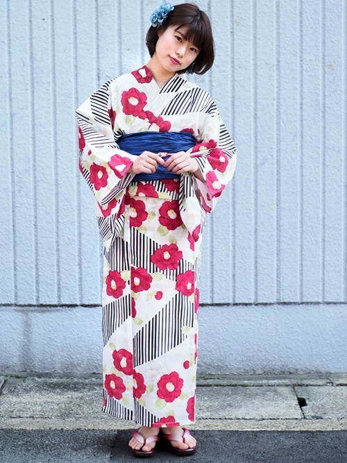 年夏トレンド浴衣 を大発表 レトロ人気は継続 注目カラーは Lamire ラミレ