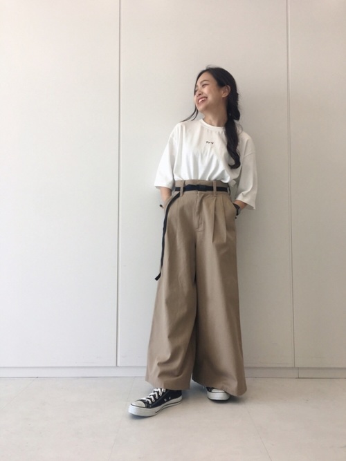 人気上昇中 夏のスポーティーコーデは Filaアイテム を取り入れて Lamire ラミレ
