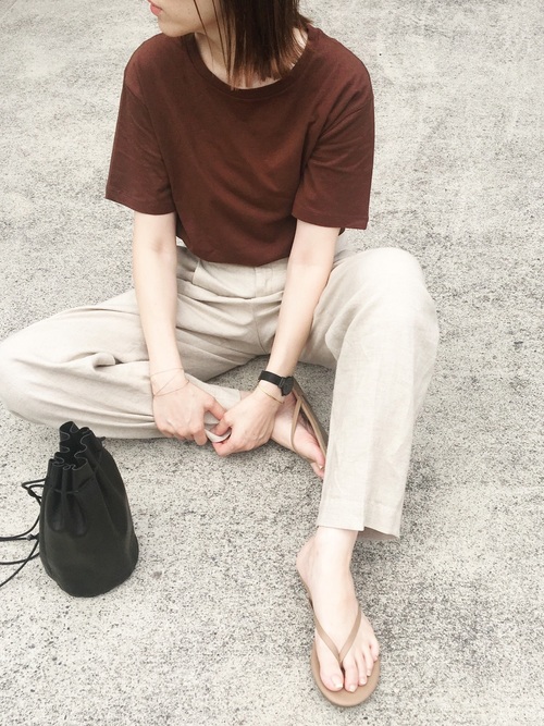 白tよりこなれ見え確実 カラー無地tシャツを夏コーデに投入すべし Lamire ラミレ