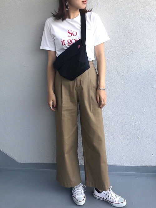 ミディアムヘア女子の 春夏ファッションコーデ 似合う春夏服 着こなし方 Lamire ラミレ