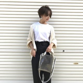 ショートヘア女子のおしゃれな キャップコーデ レディースに似合うキャップ 着こなし方 Lamire ラミレ