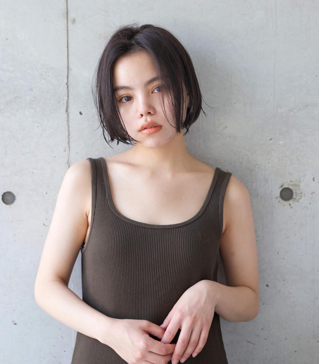 一周回って気づいた黒髪の良さ 実は奥が深い黒髪ヘアカタログ 長さ別 Lamire ラミレ