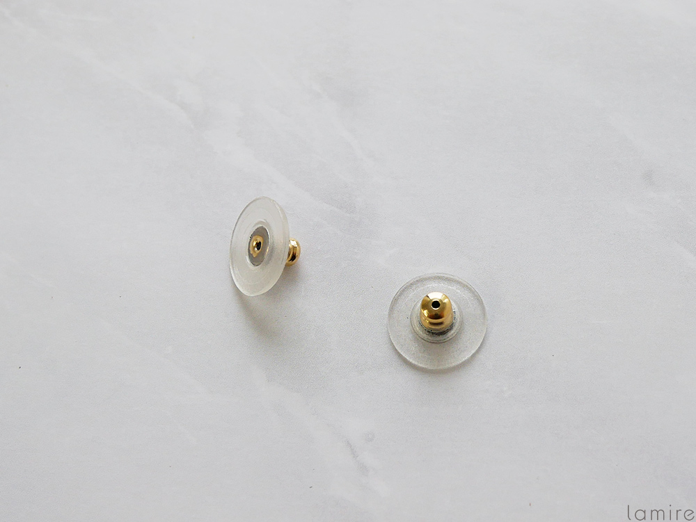 重いピアスでも安定感抜群になる 円盤キャッチ が地味にすごいかも Lamire ラミレ