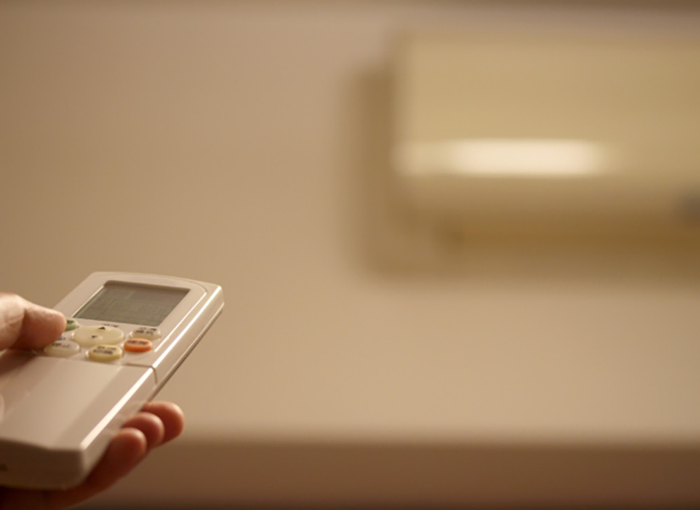 寒くて起きられない問題を解決 真冬の朝 パッと布団から抜け出す方法 Lamire ラミレ