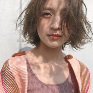 ミニボブとはどんな髪型 前髪ありなしの違い ヘアアレンジ方法を徹底解説 Lamire ラミレ