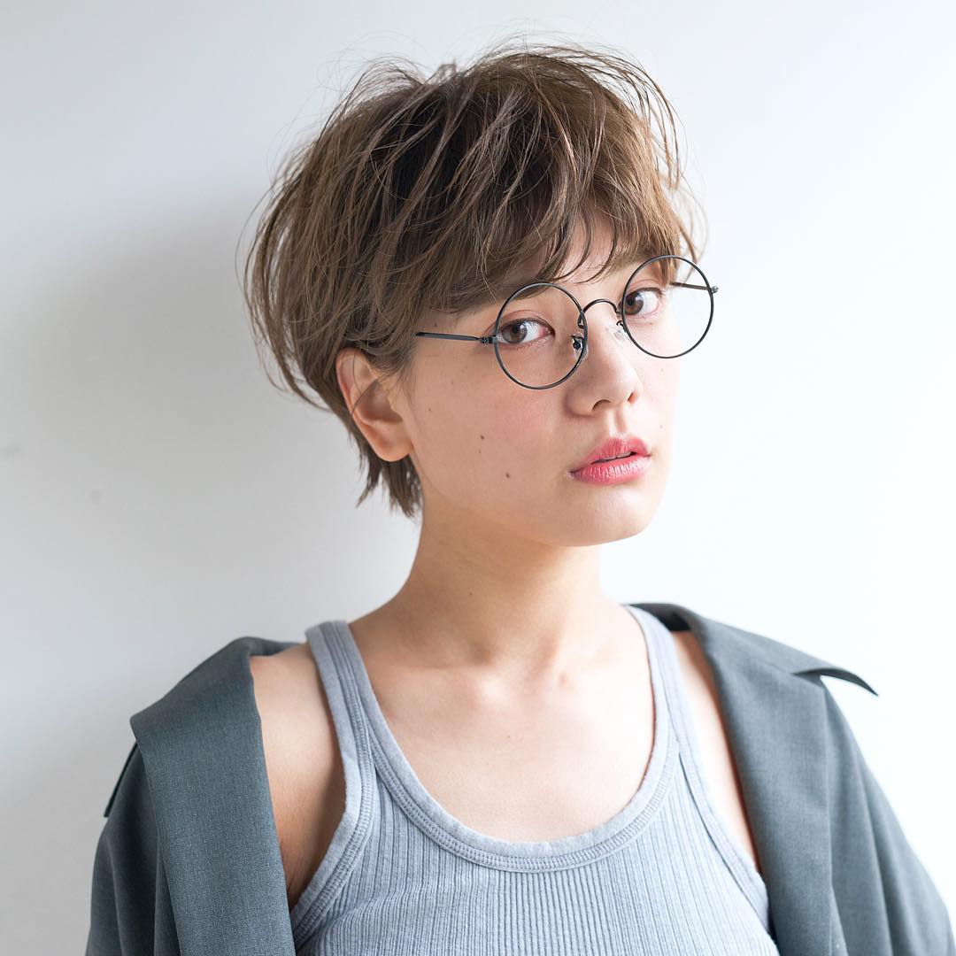 ショートヘアの種類 名前 流行り 大人女子に似合うショートの髪型まるわかり Lamire ラミレ