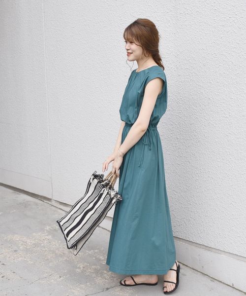 注目色 大人っぽかわいい涼しげカラー ターコイズ にこの夏は夢中 Lamire ラミレ 注目色 大人っぽかわいい涼しげカラー ターコイズ にこの夏は夢中 Lamire ラミレ