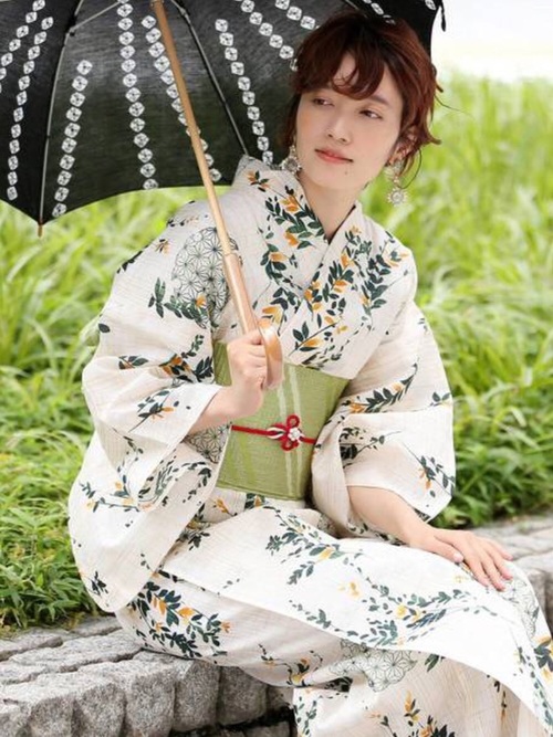 今年は着ようかな アラサー女子にお似合いの浴衣コレクション19 Lamire ラミレ