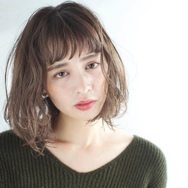 マッシュボブの髪型5選 前髪 色 ヘアスタイル別におすすめ紹介 Lamire ラミレ