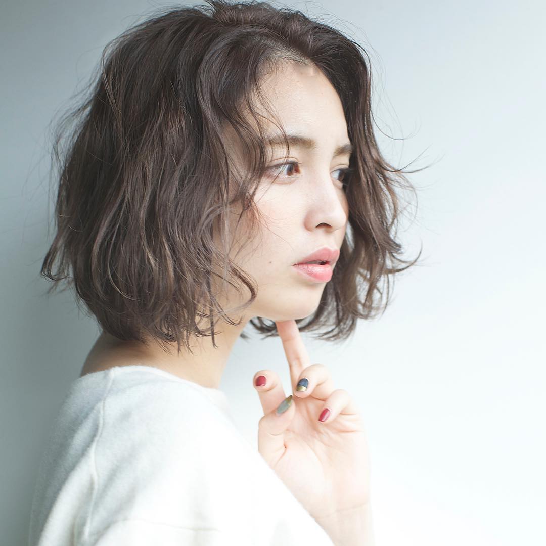マッシュボブの髪型5選！前髪・色・ヘアスタイル別におすすめ紹介 lamire [ラミレ]