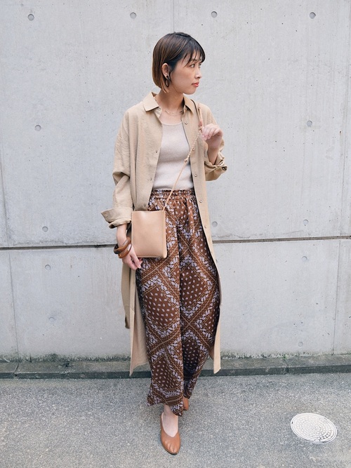 秋冬コーデ編 ベージュに合う色12選 おしゃれな組み合わせ 配色を紹介 Lamire ラミレ