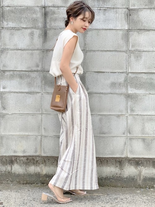 何着てもずんぐりむっくり 低身長でもスタイルアップしてみえる春夏コーデまとめ Lamire ラミレ