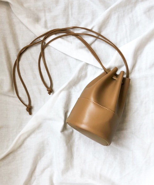 3000円以下で買えるAuntieRosaHolidayのプチプラ巾着バッグ