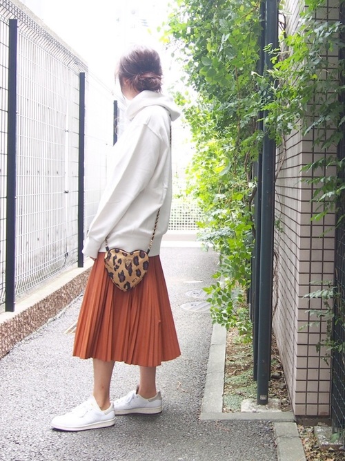 30代に人気おすすめユニクロコーデ選 季節別の大人かわいい着こなし術を特集 Lamire ラミレ