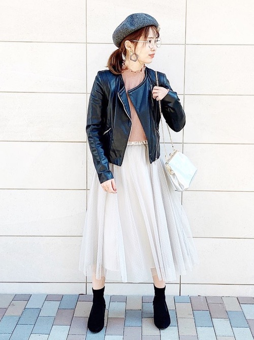 レトロガールの人気コーデ選 子供っぽくならない 季節別の大人なコーデ術 Lamire ラミレ