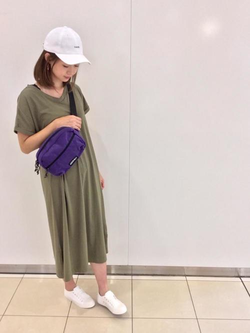 スリッポンの人気レディースコーデ選 お手本にしたいおしゃれな履きこなしを紹介 Lamire ラミレ