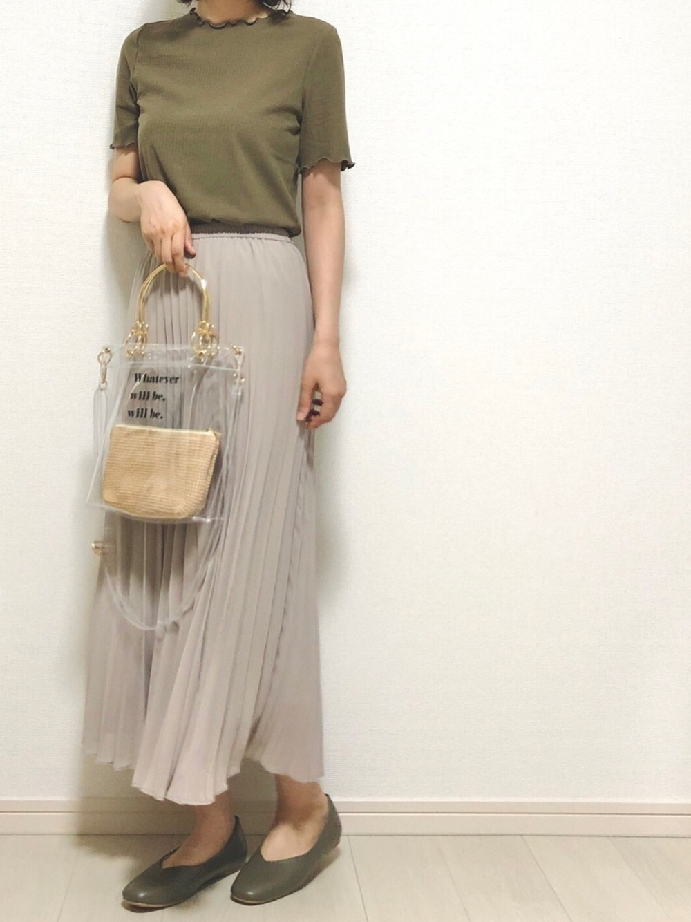 しまむら それどこで買ったの 秋まで使える パンプスコーデ 6選 Lamire ラミレ
