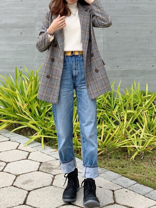 パラディウムの人気レディースコーデ16選 アイテム別大人カジュアルスタイルを紹介 Lamire ラミレ