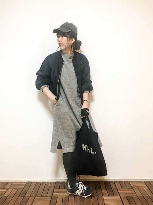 New Balanceのおすすめコーデ11選 大人女子のきれいめ着こなし術を紹介 Lamire ラミレ