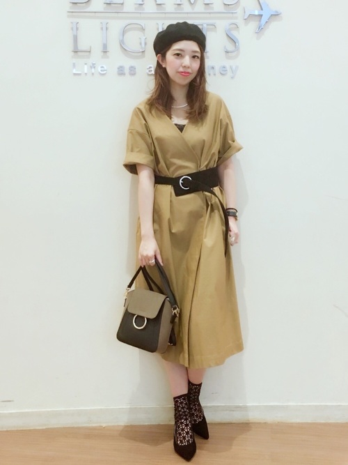 おすすめレディース太ベルトコーデ選 スタイルアップのメリハリコーデ術を特集 Lamire ラミレ