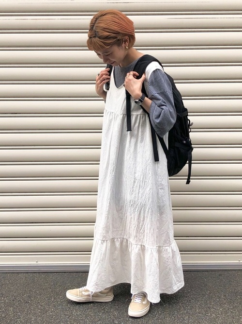 ママリュックのおすすめコーデ19選 育児中でもおしゃれにキマるママコーデを紹介 Lamire ラミレ