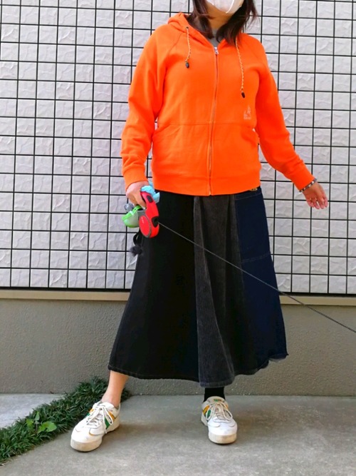 オニツカタイガーの人気おすすめレディースコーデ11選 レトロクラシカルな着こなし Lamire ラミレ