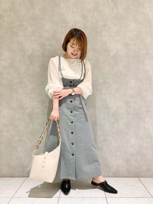 居酒屋のおすすめレディースコーデ選 デートでもokなの大人かわいい着こなし術 Lamire ラミレ