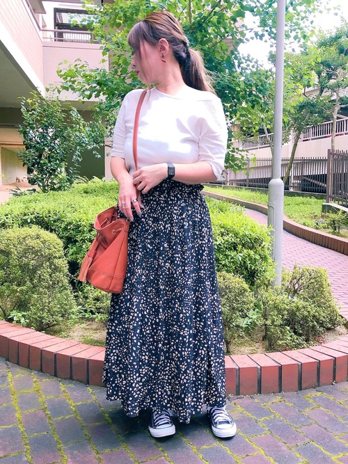 夏の飲み会コーデおすすめ15選 お酒の席で一目置かれるおしゃれな着こなしを紹介 Lamire ラミレ