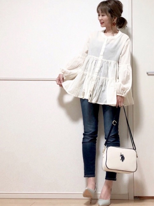 スタイルよく見えるレディースのおすすめコーデ選 体系カバーの着こなし術を特集 Lamire ラミレ