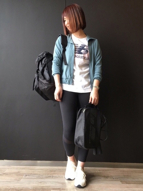 ヨガパンツの人気おすすめコーデ11選 スタイルを良く見せる季節別のコーデ術を紹介 Lamire ラミレ