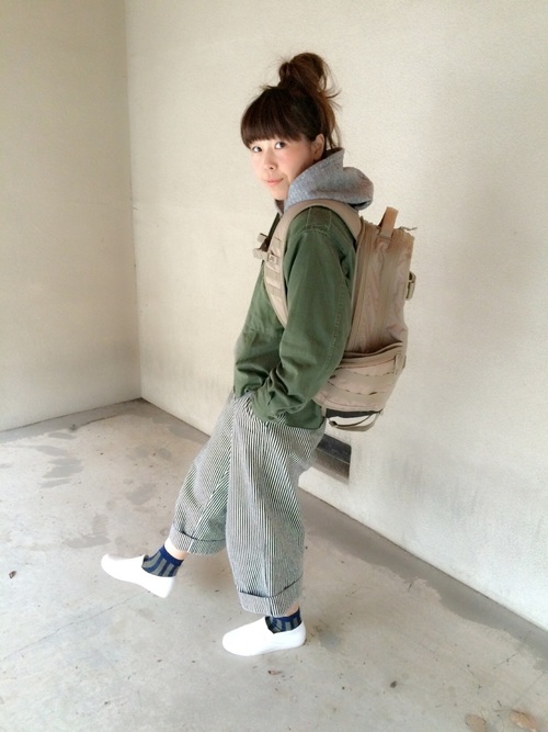 パーカーなどボーイッシュ風アイテムを使った人気おすすめレディースコーデ選 こなれ感up Lamire ラミレ