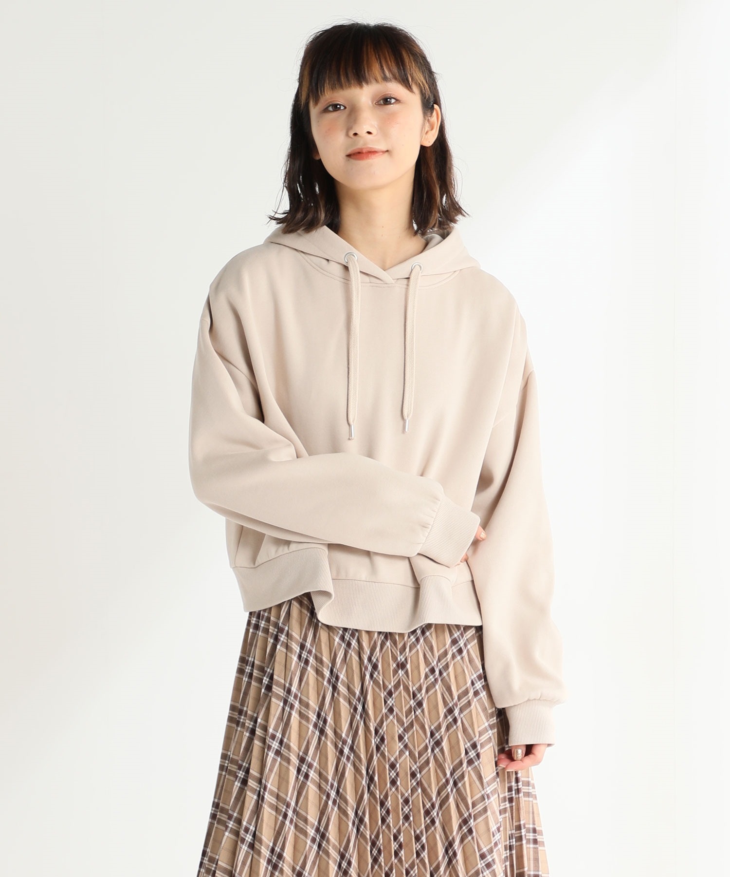 ハニーズ きれいに着こなせる シルエットがかわいい パーカーコーデ まとめ Lamire ラミレ