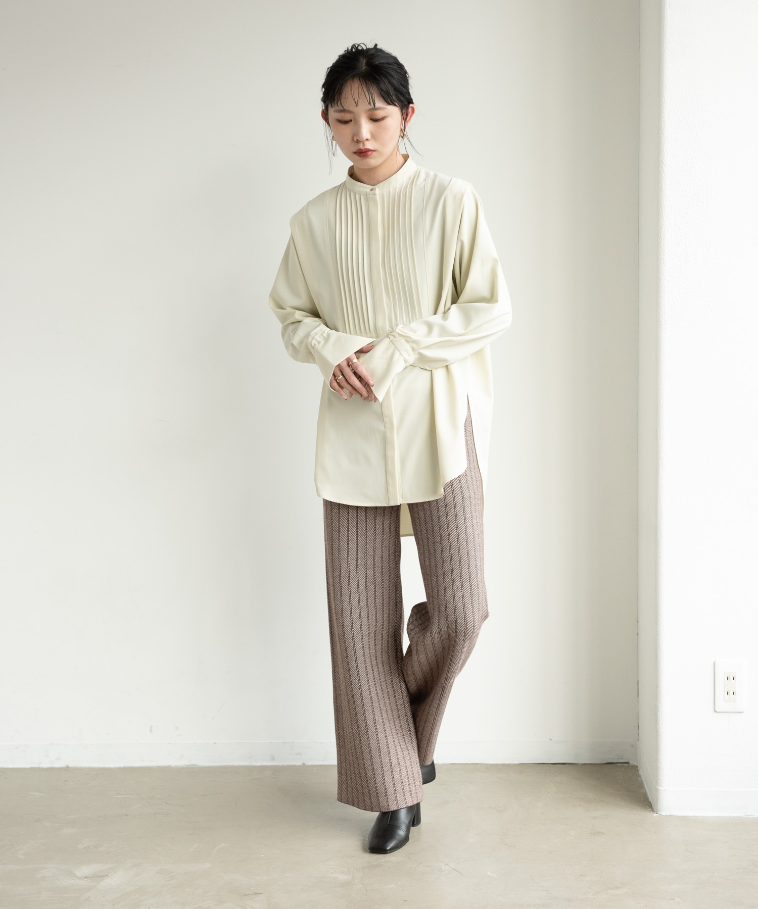 auntmariesのショルダータックバンドカラーシャツ