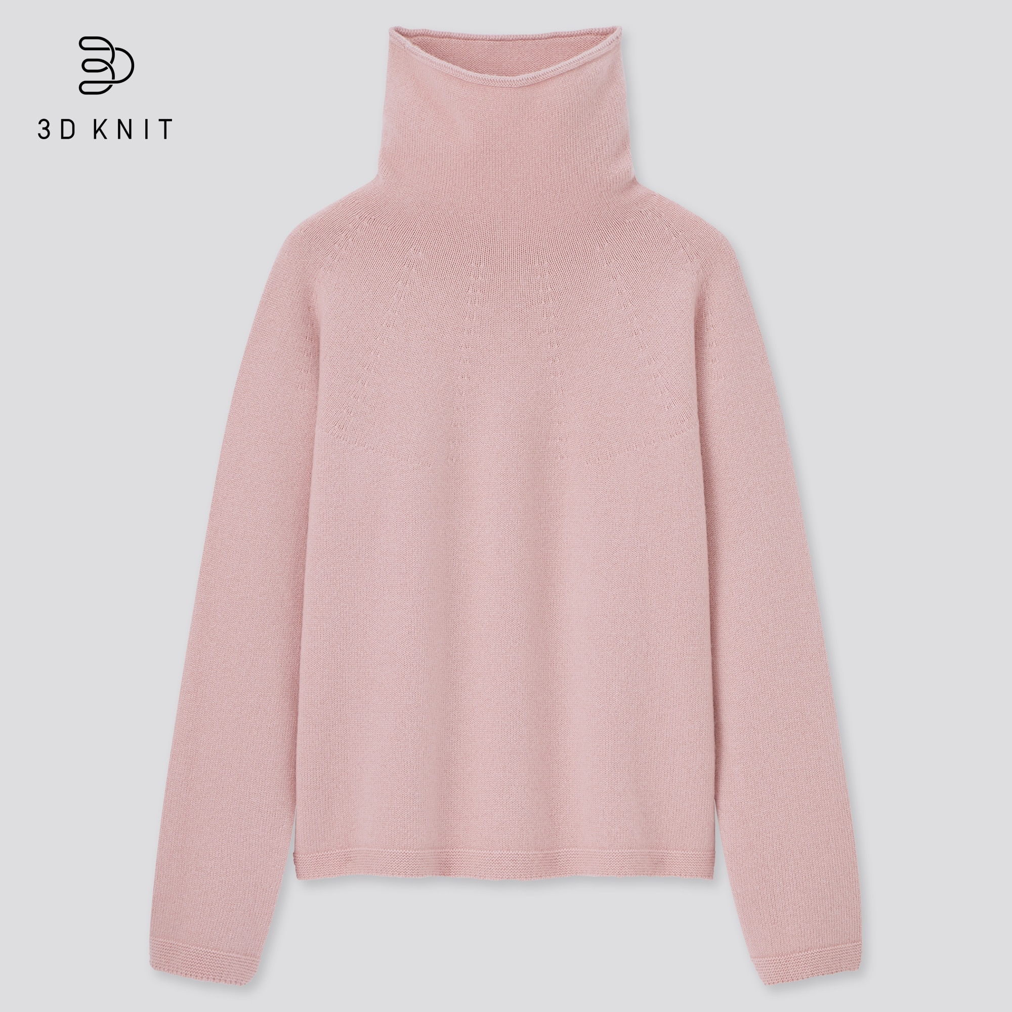 くすみピンクのハイネックセーター