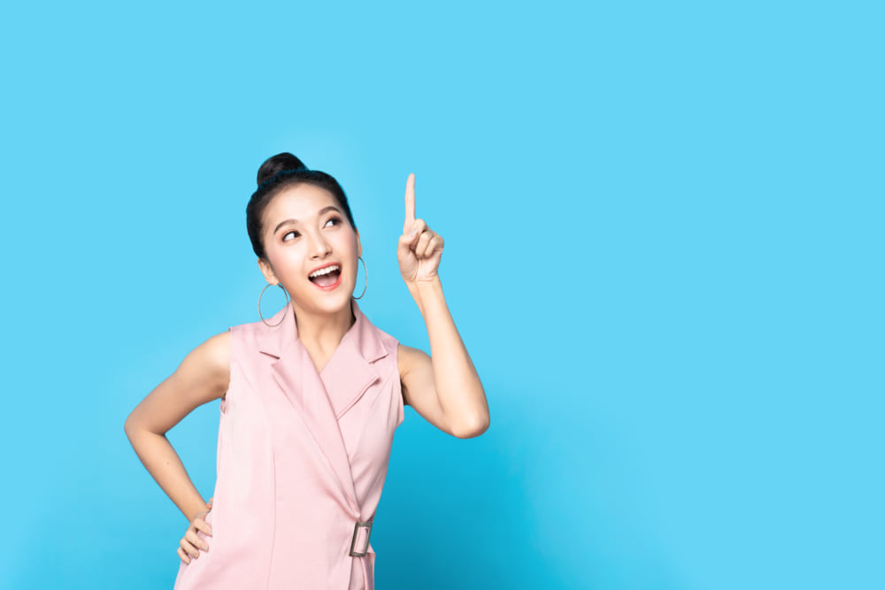 笑顔の女性