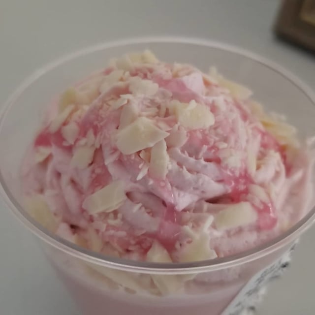 セブンイレブンのさくらミルクプリンの写真
