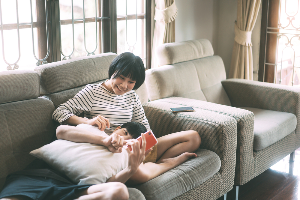 「なにがあっても、一生一緒にいような」男性が本命にしたい“女性の特徴”