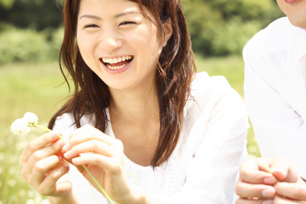 「俺のモノにしたい…♡」彼の独占欲をかき立てる“ピュアっぽ女子”になるには?