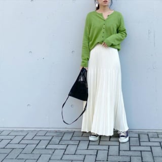 緑に合う色の正解とは カーキやモスグリーンはどんな秋冬コーデと相性がいい Lamire ラミレ